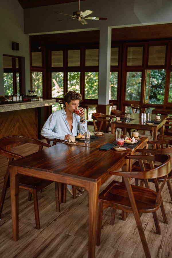Moksha At Kitulgala - Rainforest Boutique Hotel Bagian luar foto